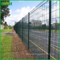 Alta qualidade feita em China wire mesh fence specificatione